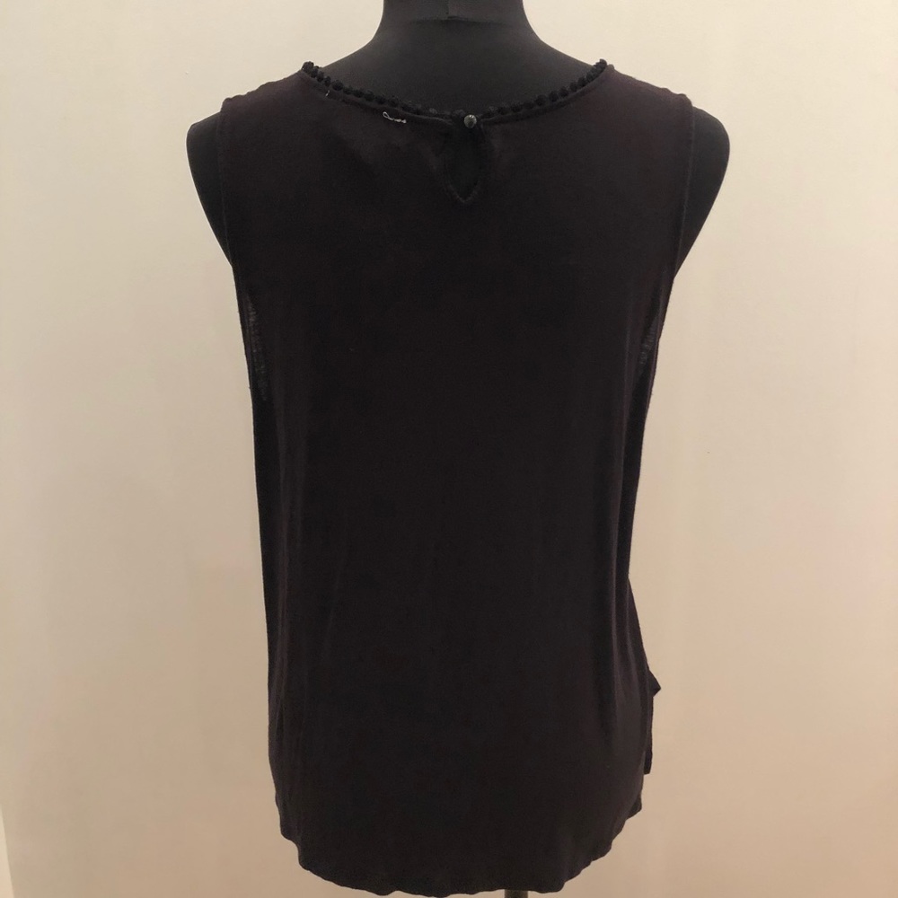 FINAL Versatile High-Low Top - Picture 4 of 4